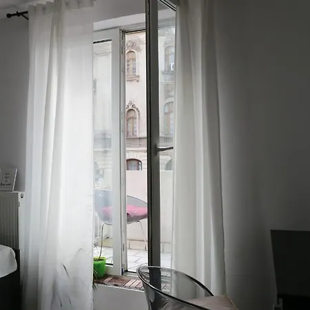 شقة 3 Rooms, Center, Balcony View, Sunset Boulevard